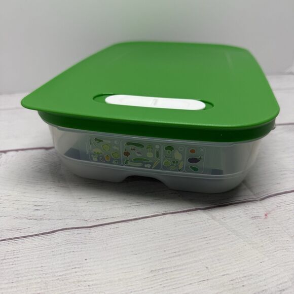 New Tupperware FridgeSmart Fruit Vegetable Storage Container 1-3/4 qt 7291 Green - Picture 4 of 7